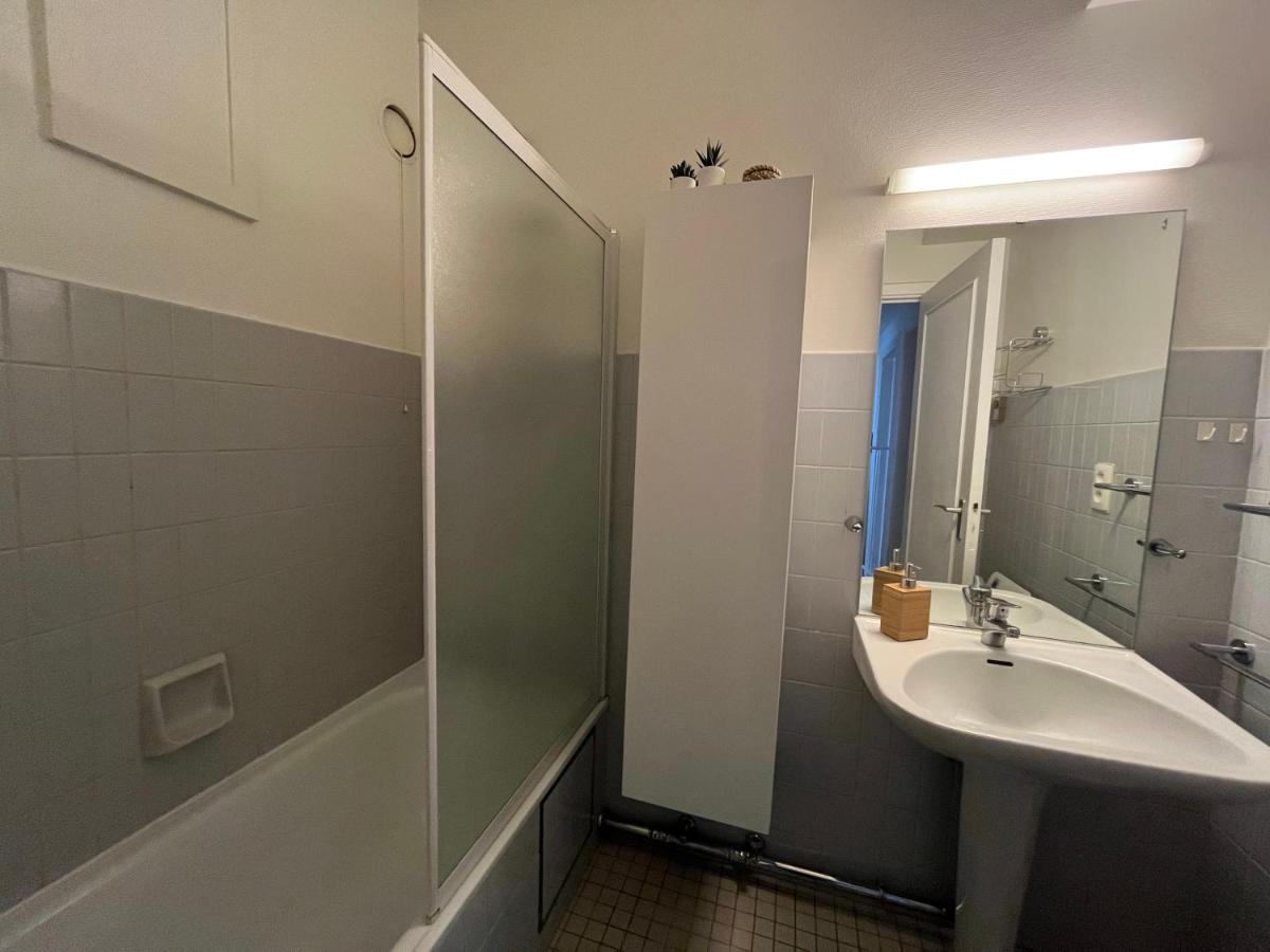 Royal Palace Zeedijk Oostende Appartement Met 2 Slaapkamers Bagian luar foto