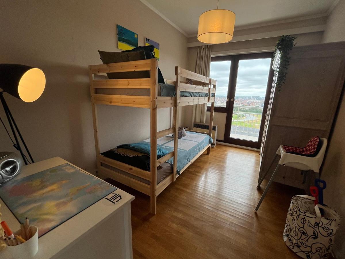 Royal Palace Zeedijk Oostende Appartement Met 2 Slaapkamers Bagian luar foto